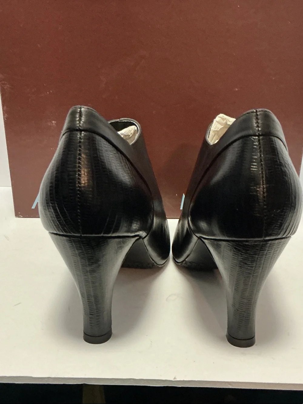 ANTONIO MELANI sleek black